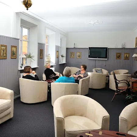 Hotel Gudhjem Гудхайм