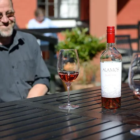 贵杰酒店 酒店 3*