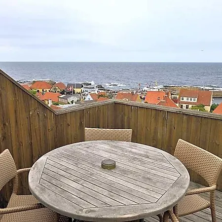 Hotel Gudhjem 3*