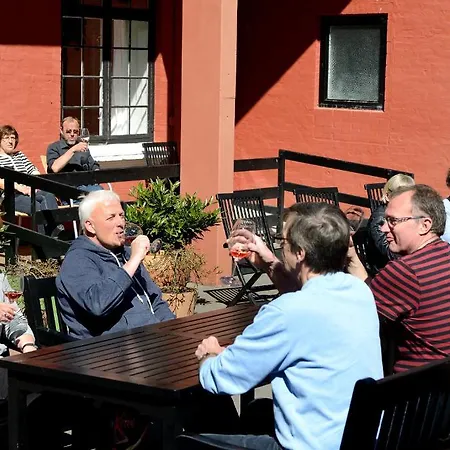 Hotel Hotel Gudhjem 3*