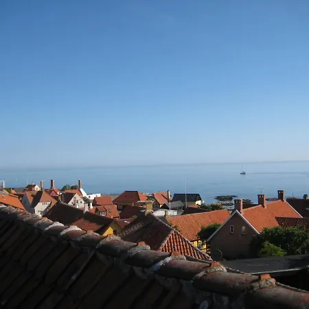 Hotel Gudhjem Отель Гудхайм